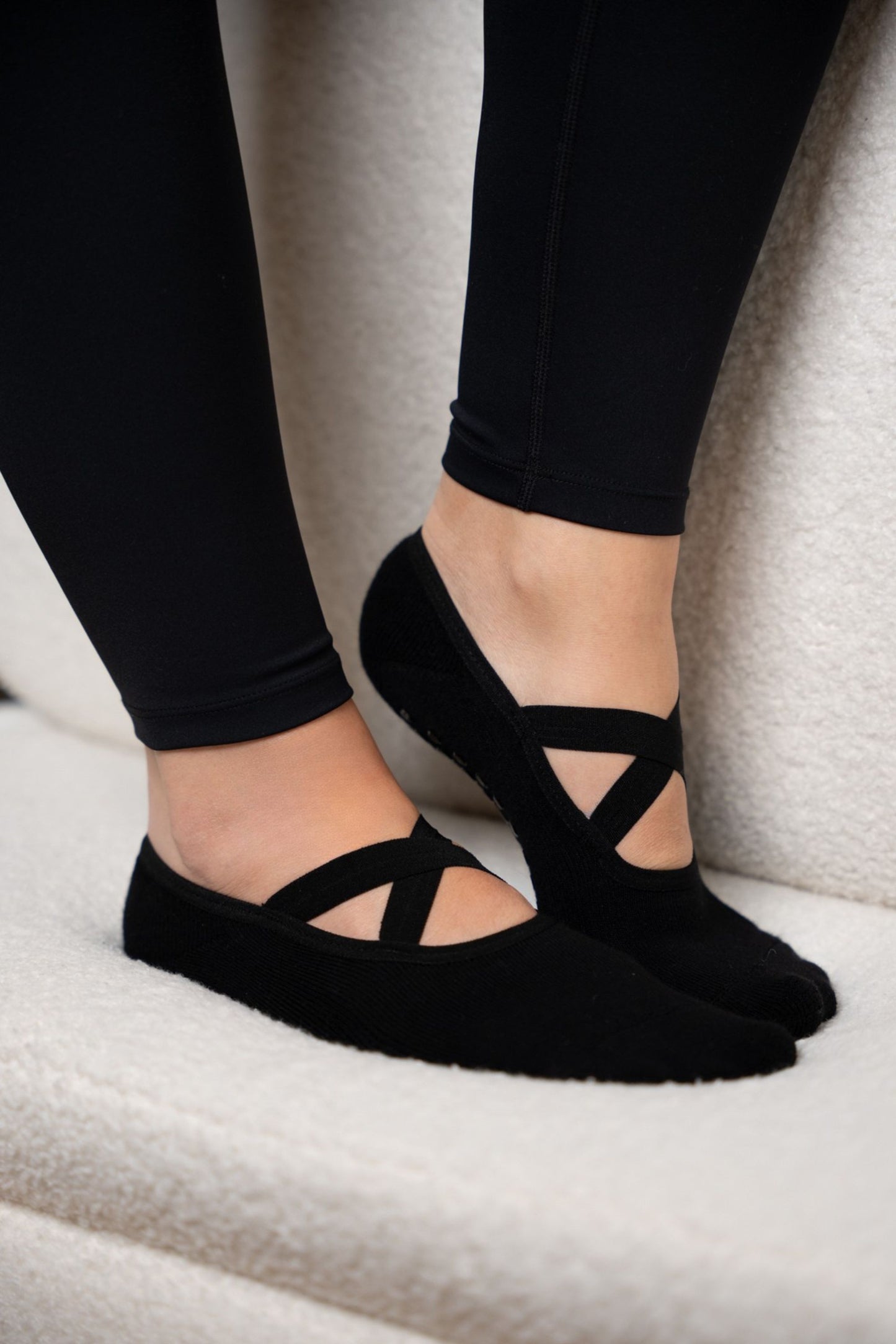 Crossover Pilates Socks