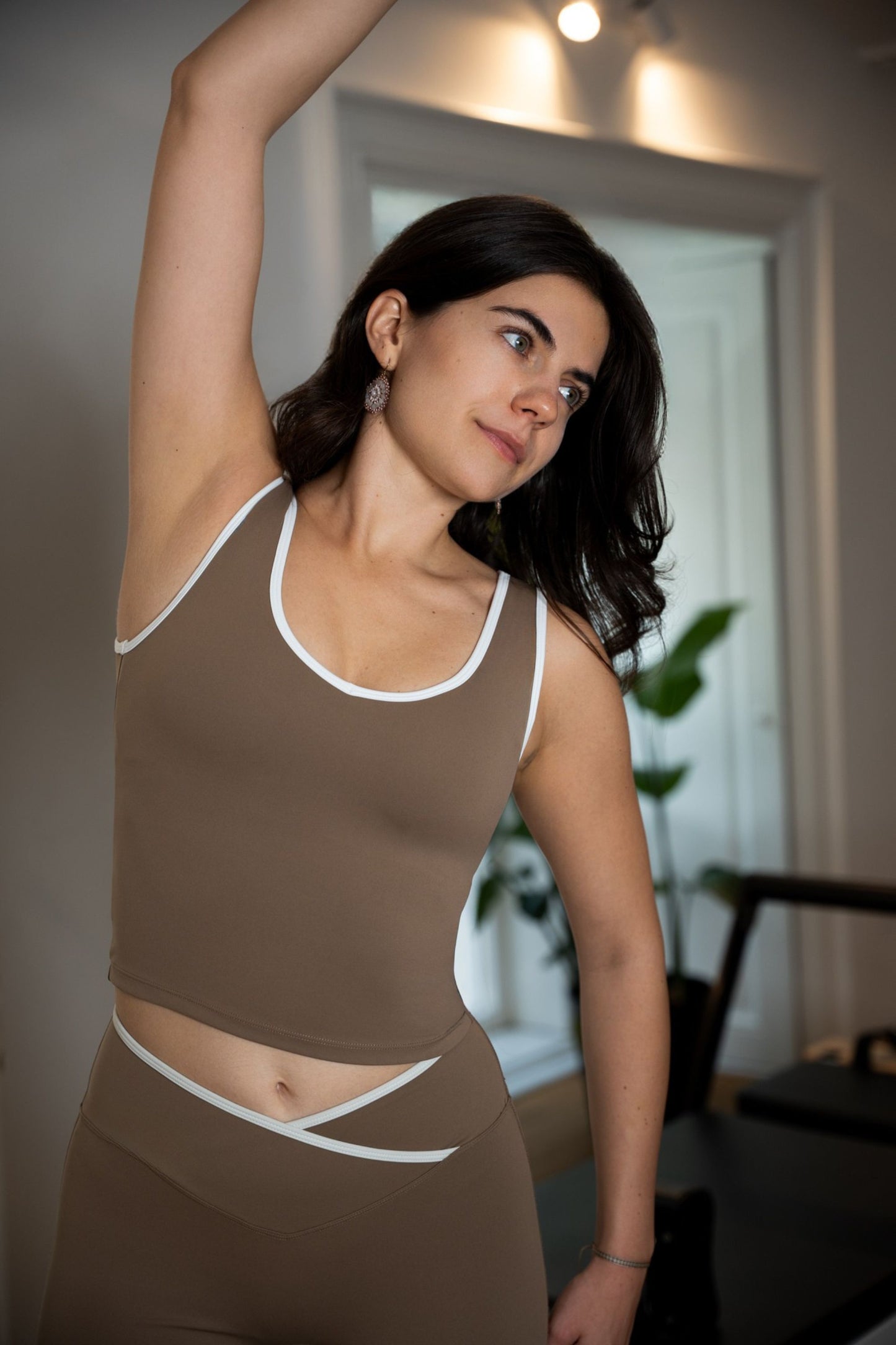 Suit Up One I Tanktop V-Shape