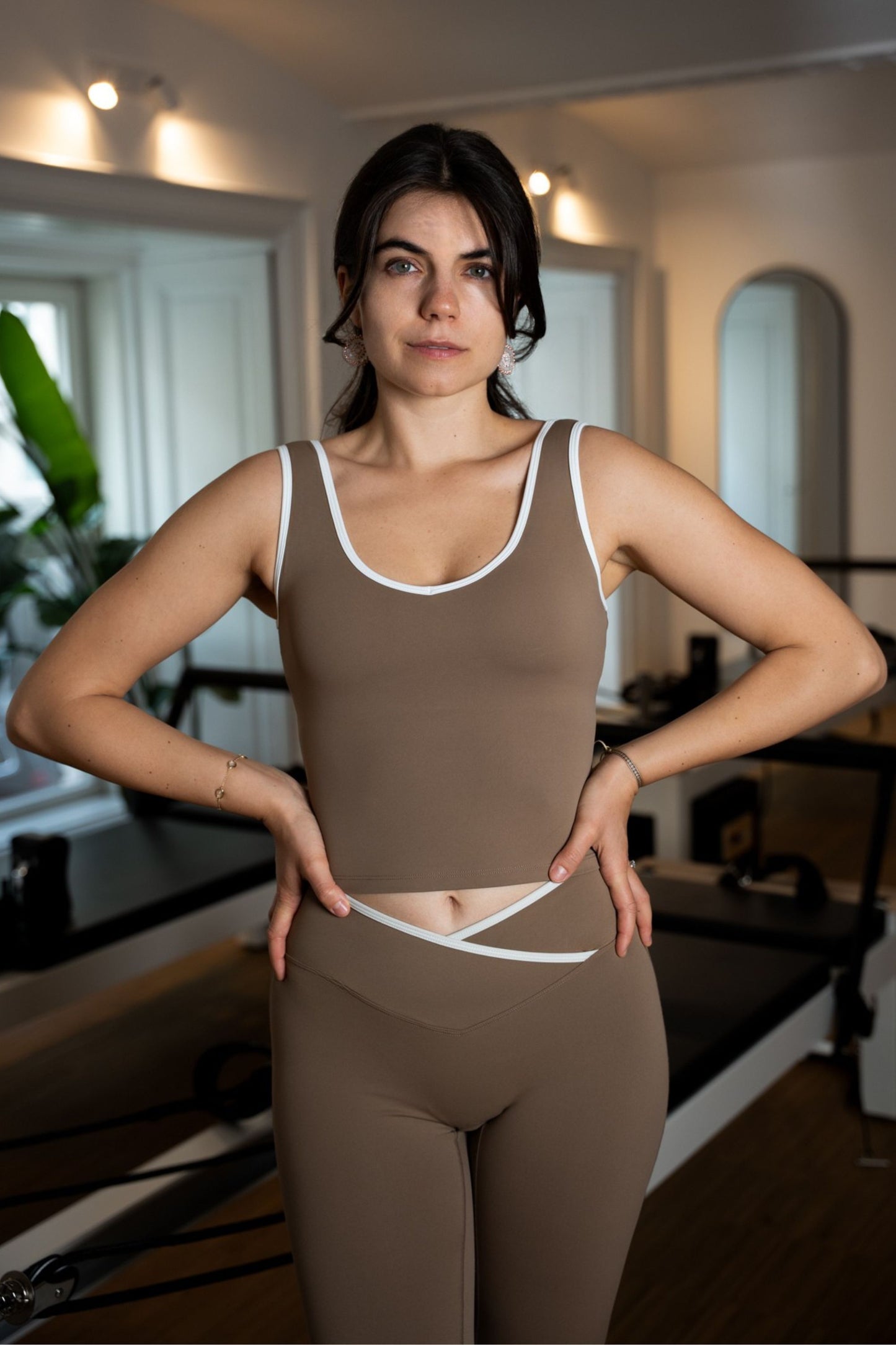 Suit Up One I Tanktop V-Shape